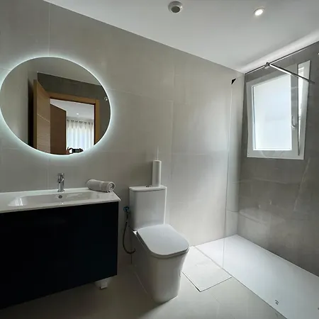 Belle Contemporaine Piscine Privee Villa *